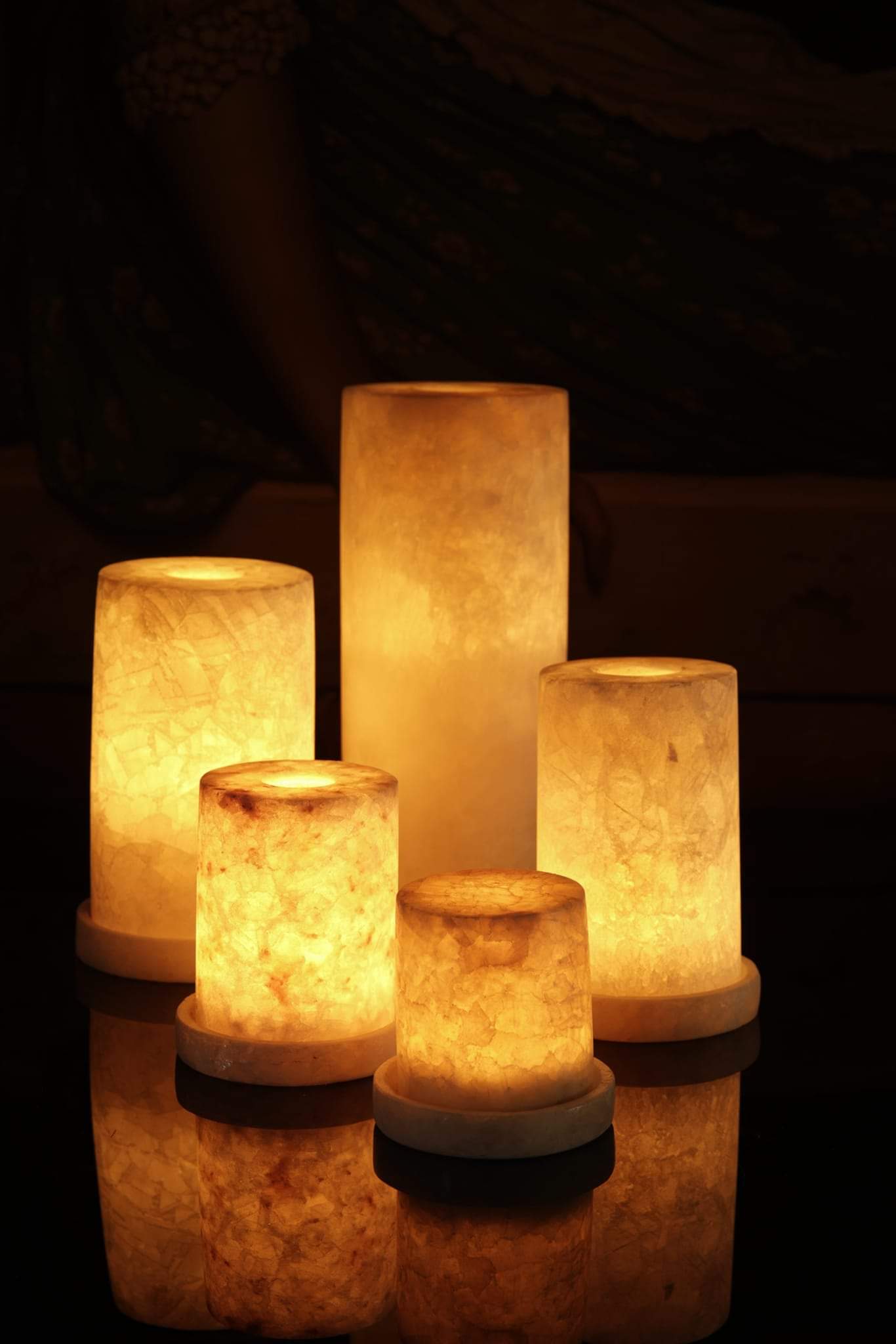 Handgefertigter Zylindrischer Alabaster/Marmor-Kerzenhalter & Duftdiffusor